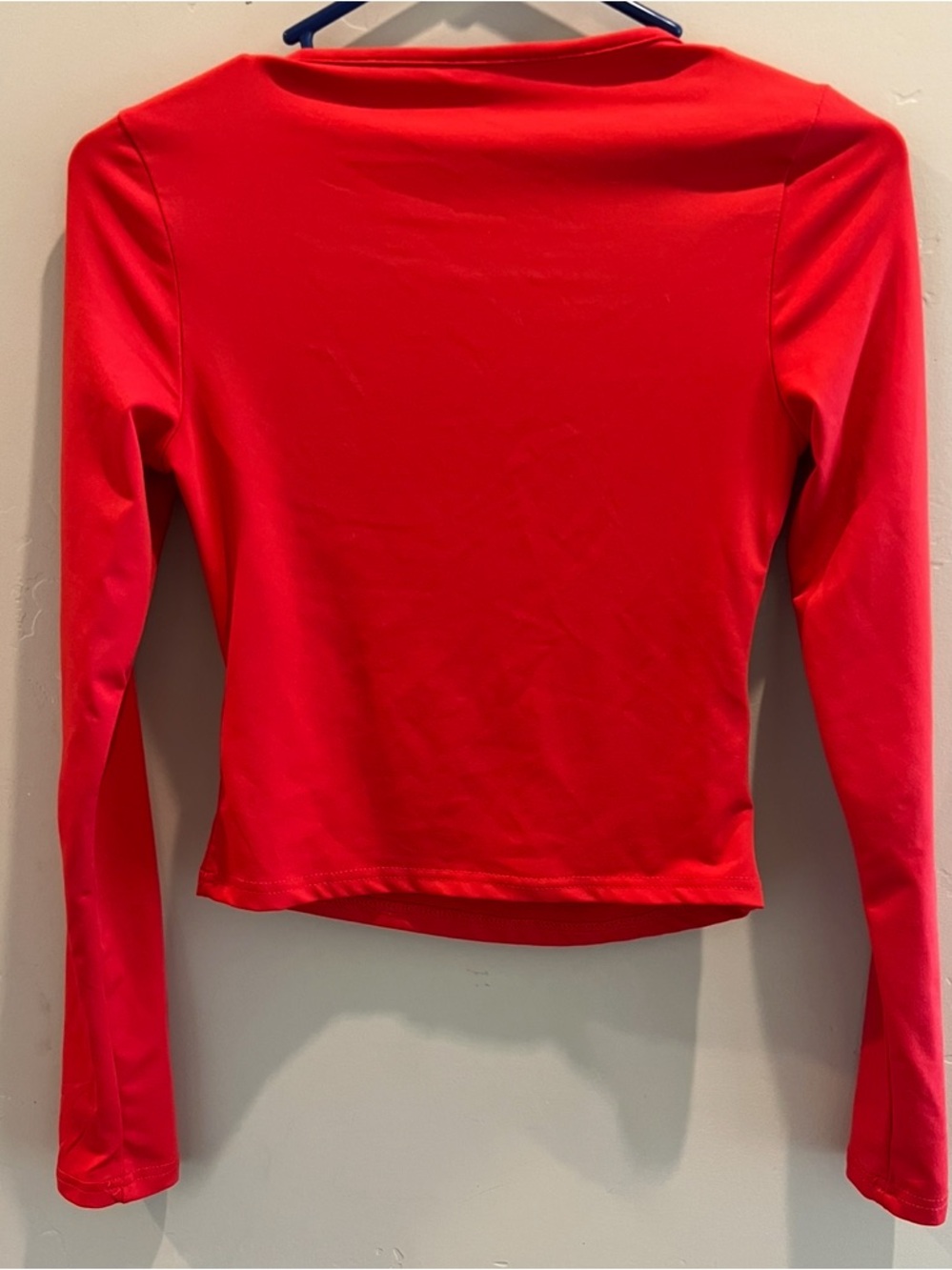 RED TOP - Picture 9 of 9